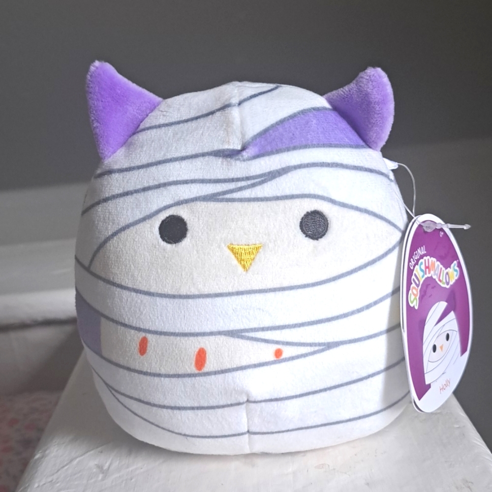 Holly The Owl Mummy